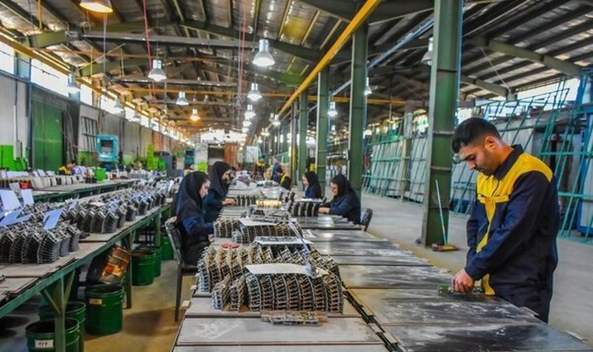 اصلاح عنوان شغلی کلید خورد؛ طبقهبندی مشاغل در مسیر استانداردسازی اصلاح عنوان شغلی کلید خورد؛ طبقهبندی مشاغل در مسیر استانداردسازی